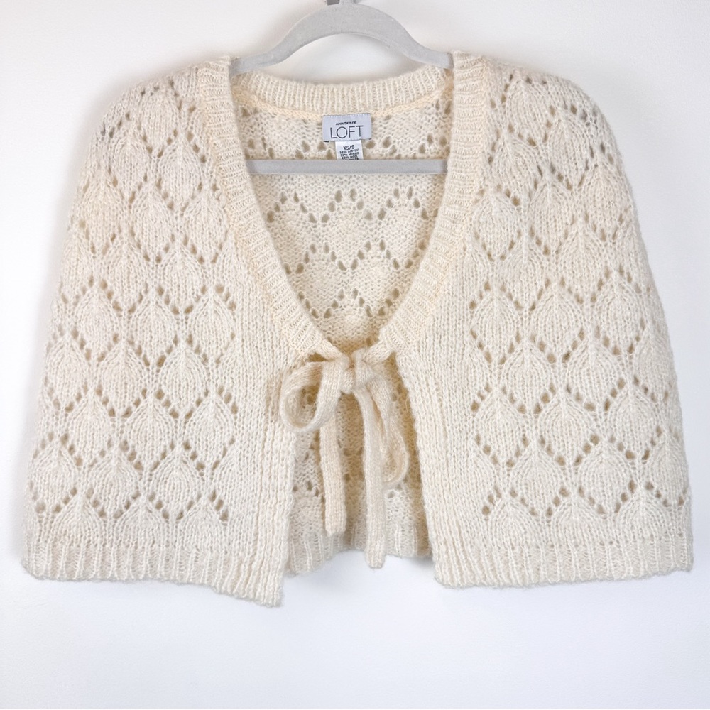 Delicate Wool Shawl